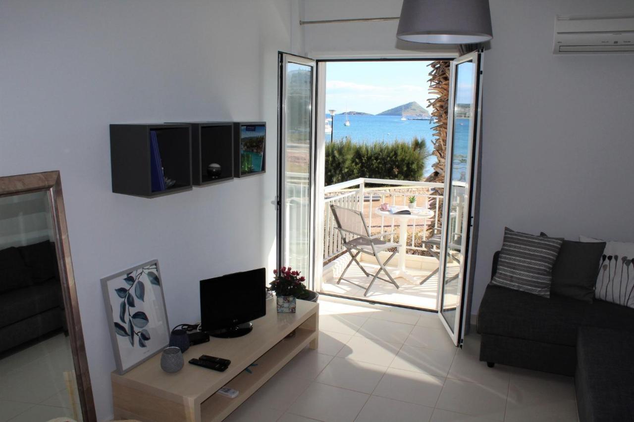 Apartments Mare Blu By The Sea. Pórto Ráfti Exterior foto
